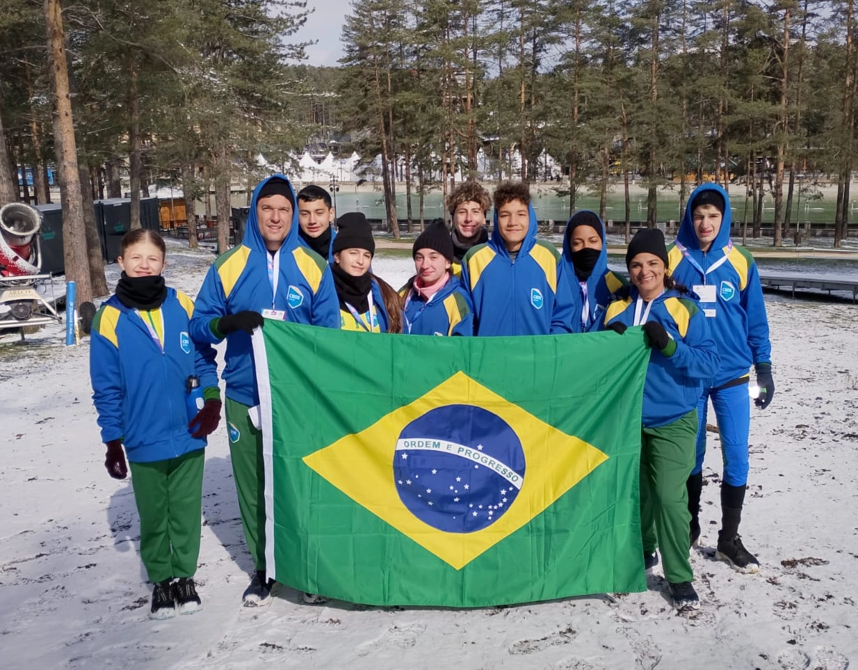 Estudantes baianos conquistam medalhas em evento esportivo na Sérvia