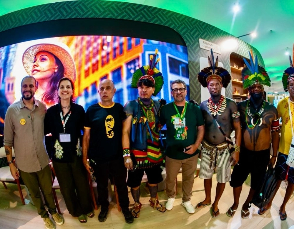 Bahia apresenta modelo de turismo comunitário Pataxó em plenária da COP30