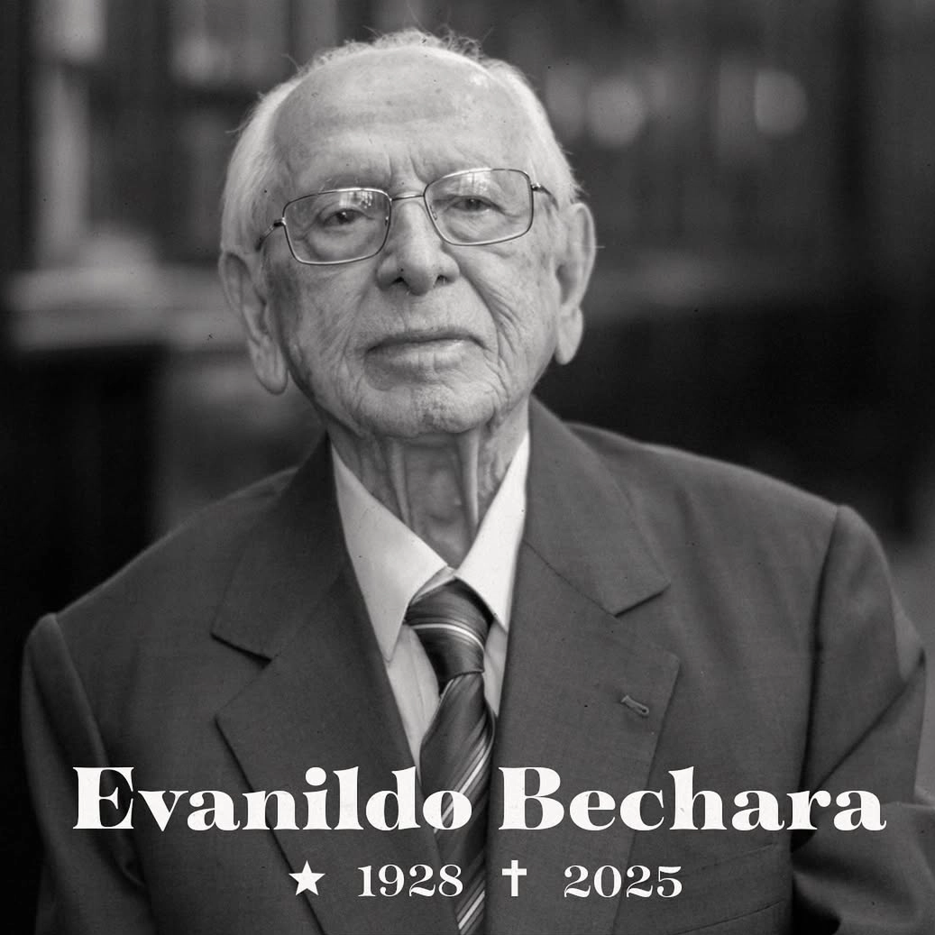 Morre Evanildo Bechara, referência nos estudos da gramática portuguesa