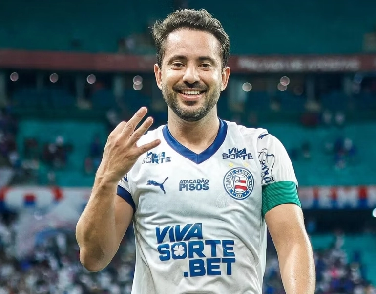Vereador propõe título de Cidadão Soteropolitano para Everton Ribeiro, do Bahia