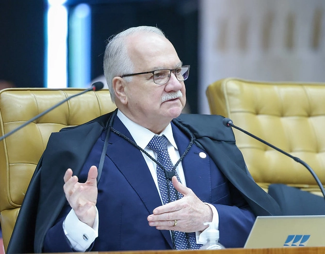 Fachin inicia voto sobre responsabilização de redes; placar está 7 a 1