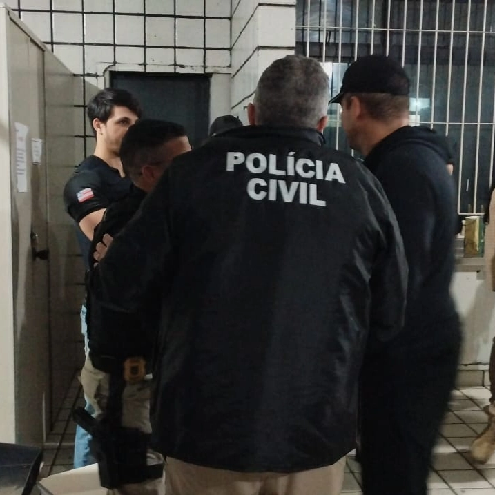 Funcionário público e outras quatro pessoas são presos em operação contra o tráfico no Sudoeste baiano