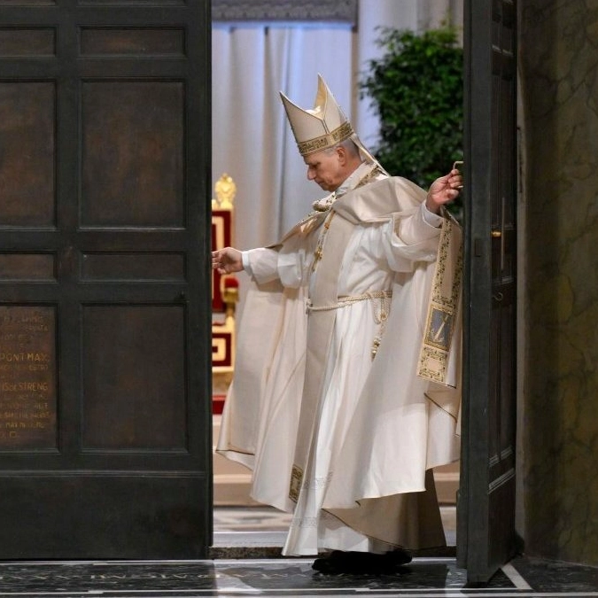 Papa Leão XIV fecha Porta Santa e encerra Ano Jubilar iniciado por Francisco