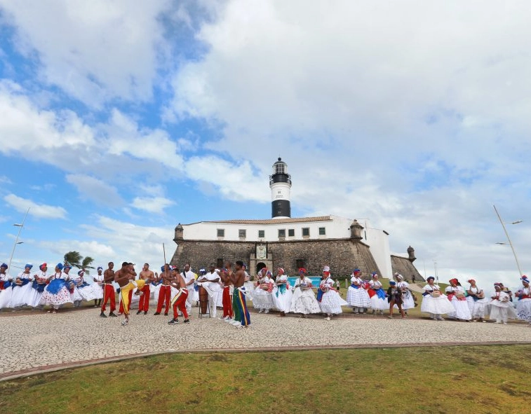 Turismo na Bahia cresceu 12,6% no 2º trimestre de 24, superando média nacional