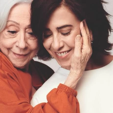 Fernanda Torres e Fernanda Montenegro serão homenageadas pelo Senado Federal com diploma