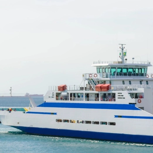 Sistema ferry-boat começa a operar com horários diferenciados; entenda