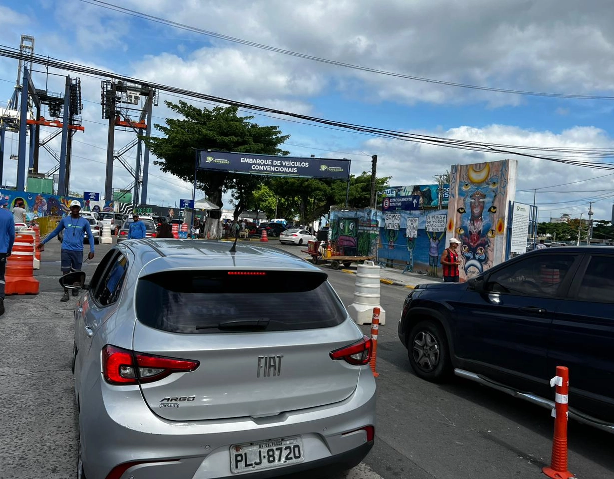 Assista: Fila do Ferry já está na Calçada