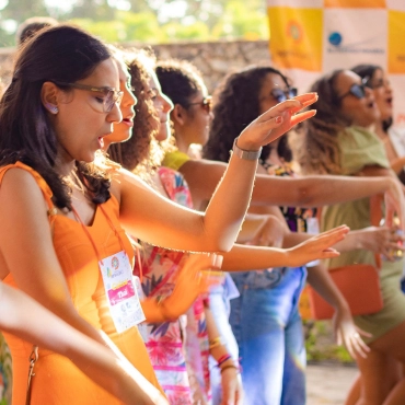 Tenison Del Rey e banda animam Festival Primaverão