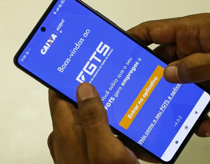 Governo libera FGTS bloqueado para optantes do saque-aniversário