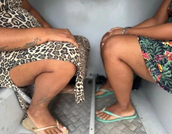 Mulheres são presas ao tentarem entrar com drogas no Lemos de Brito