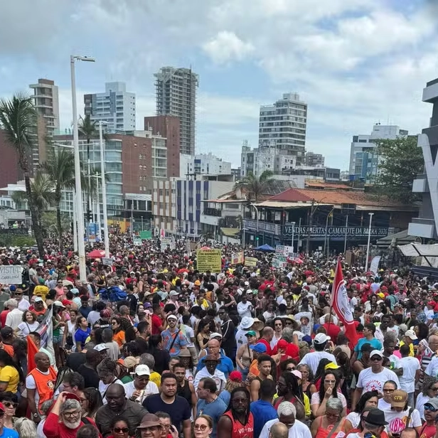 Protestos contra PEC da Blindagem mobilizam capitais e artistas pelo país
