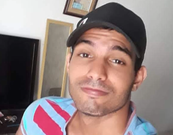 Homem que chamou jornalista de 'macaca' é preso suspeito de dopar homossexuais para cometer roubos em Salvador