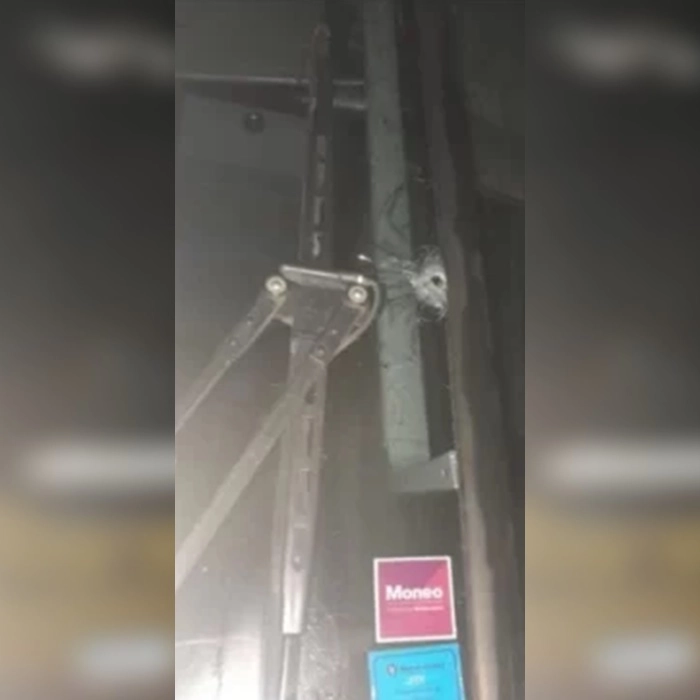 Motorista de ônibus com mais de 40 passageiros é ferido ao fugir de assalto na BR-101