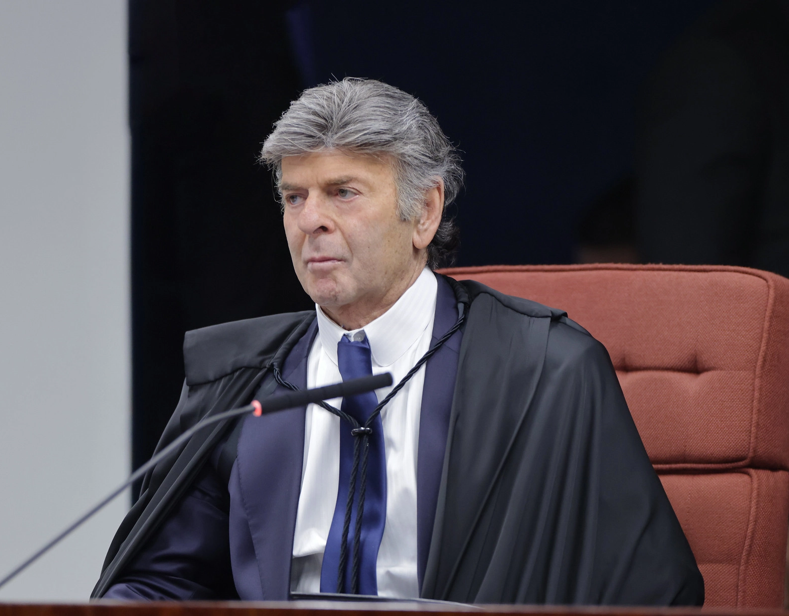 Fux diz que 'turbas desordenadas' do 8 de janeiro não configuram golpe de Estado