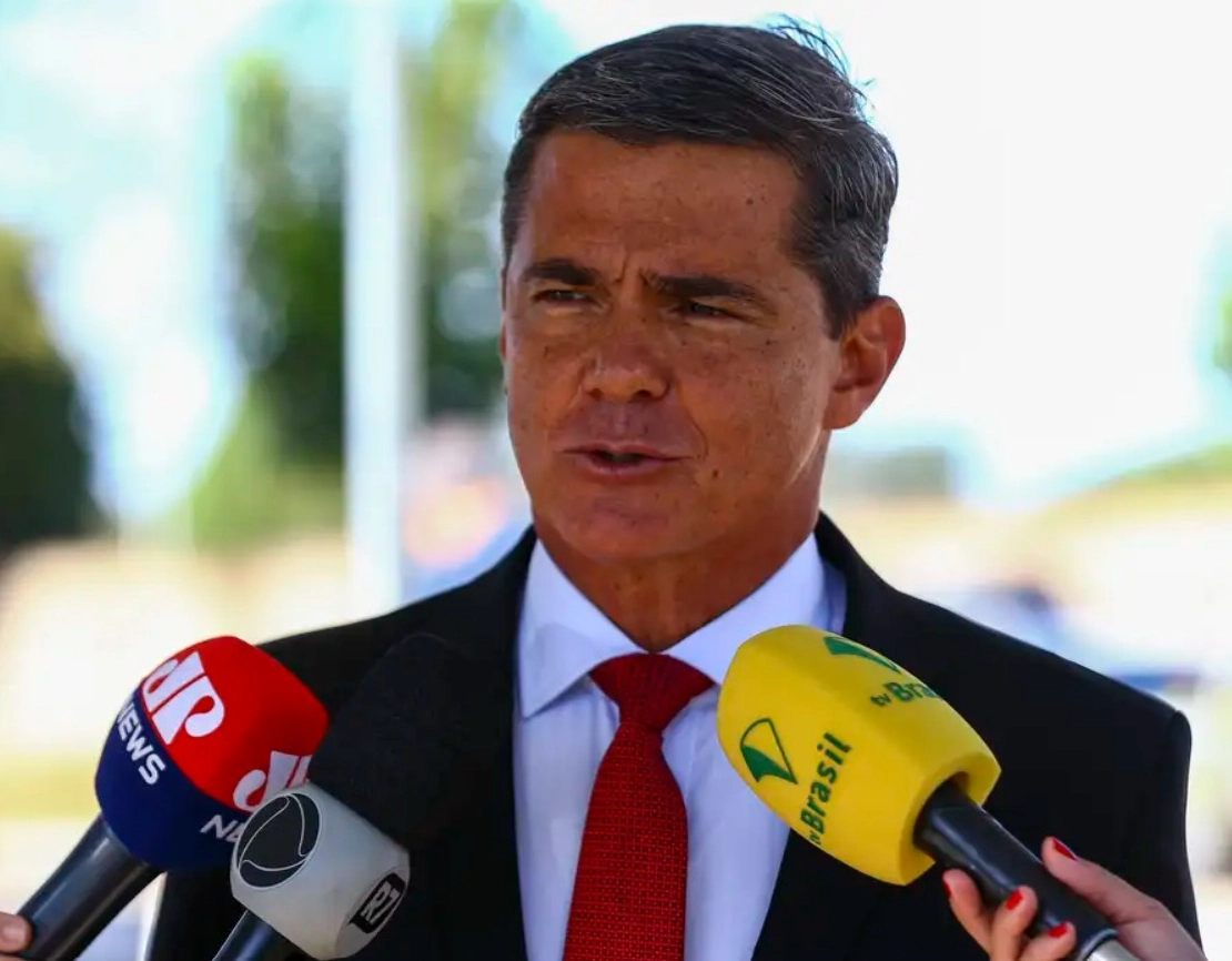 Alexandre de Moraes autoriza general preso por trama golpista a fazer o Enem