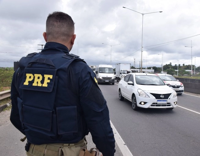 Na Bahia, PRF recupera motocicleta roubada há quase 40 anos