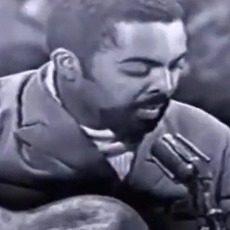 Gilberto Gil pode perder direito de exibir imagem histórica em sua turnê de despedida