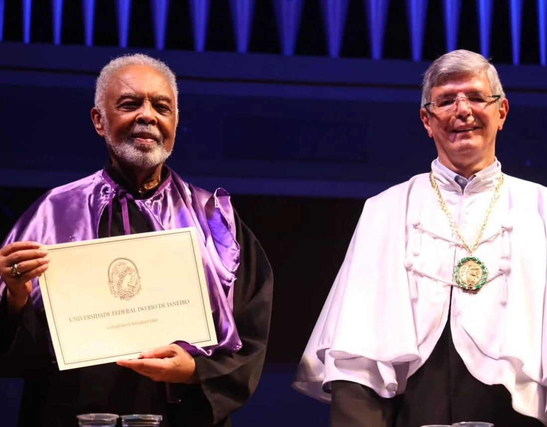 Gilberto Gil recebe título de Doutor Honoris Causa da UFRJ