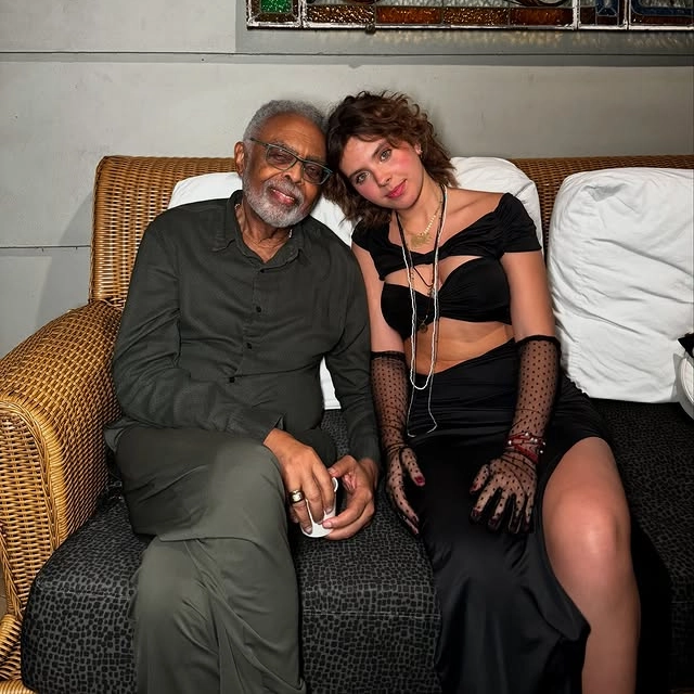 Flor Gil recebe declaração especial do avô Gilberto Gil
