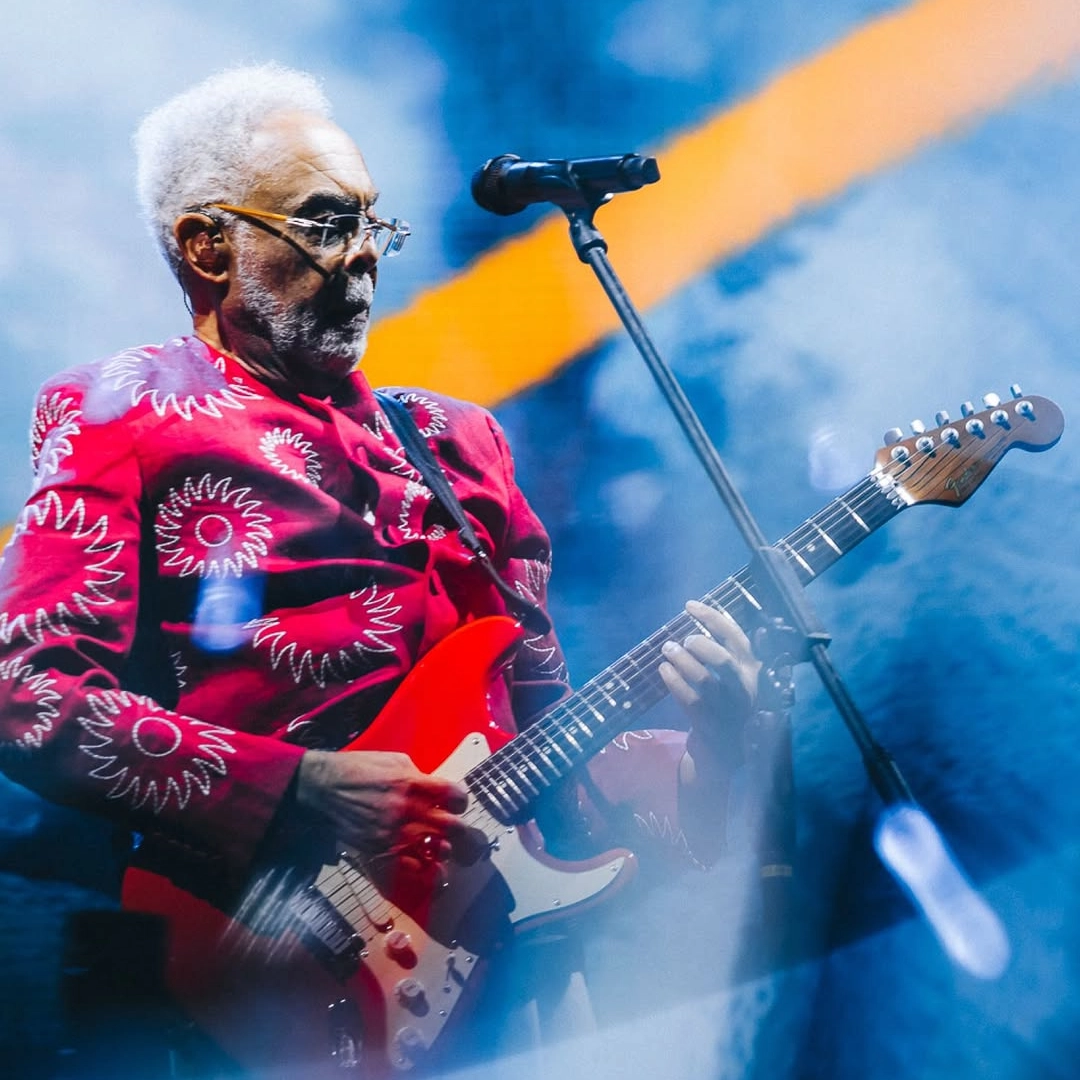 Gilberto Gil adia show em Belém após morte de Preta