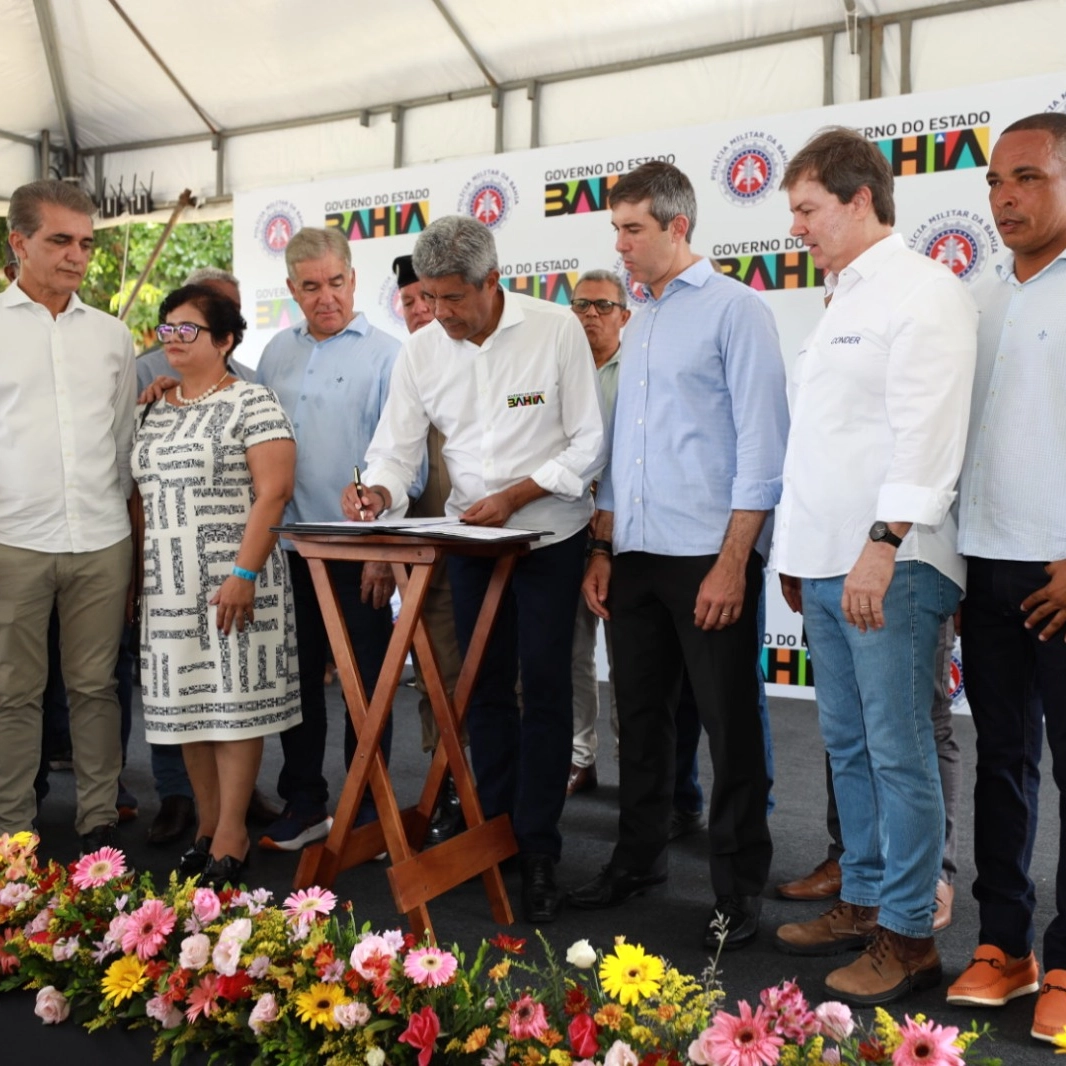 Governador da Bahia cria Companhia de Mediação de Conflitos Agrários e Urbanos