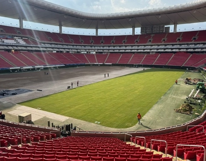 Grama da Copa do Mundo de 2026 começa a ser cultivada no Brasil