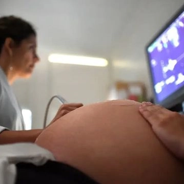 Programa oferece assistência especializada gratuita para pessoas interessadas em gestar em Salvador; saiba como ter acesso