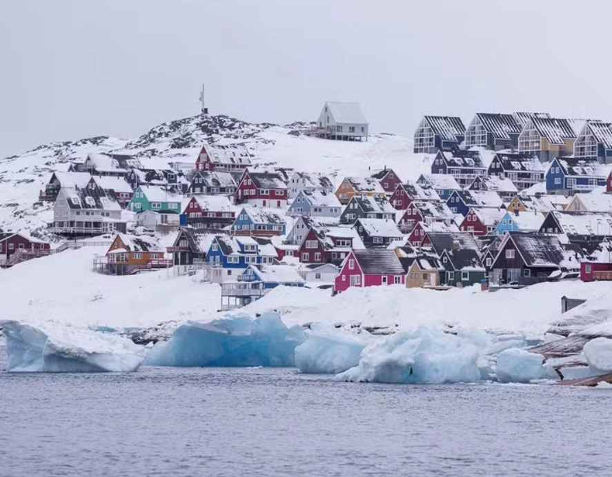 Governo da Groenlândia divulga guia de sobrevivência para 'cenário de crise'