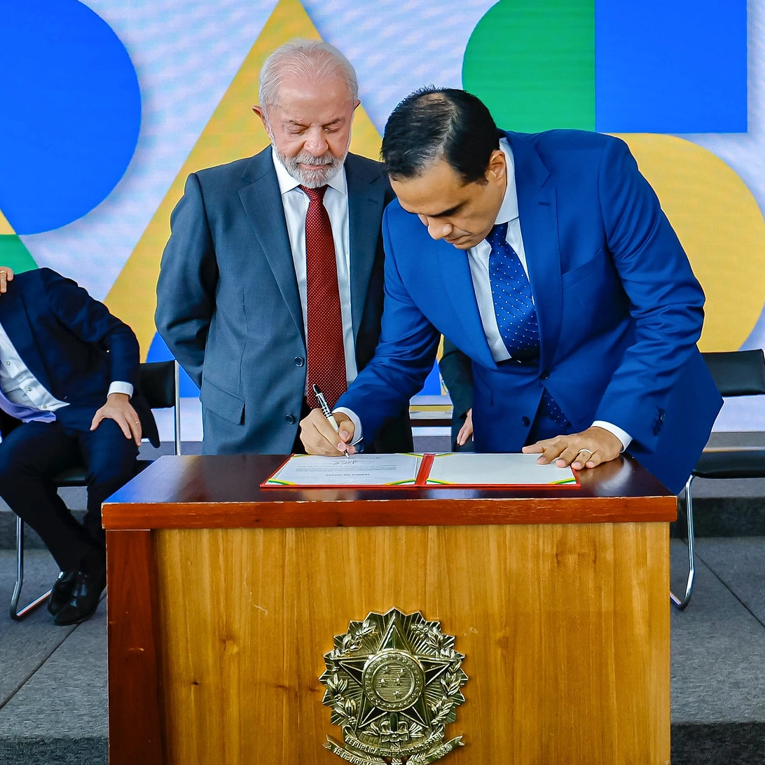 Gustavo Feliciano é empossado como novo ministro do Turismo