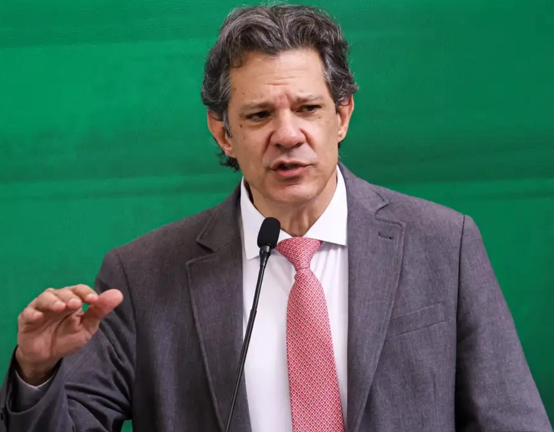 Fernando Haddad anuncia que pretende deixar governo em fevereiro