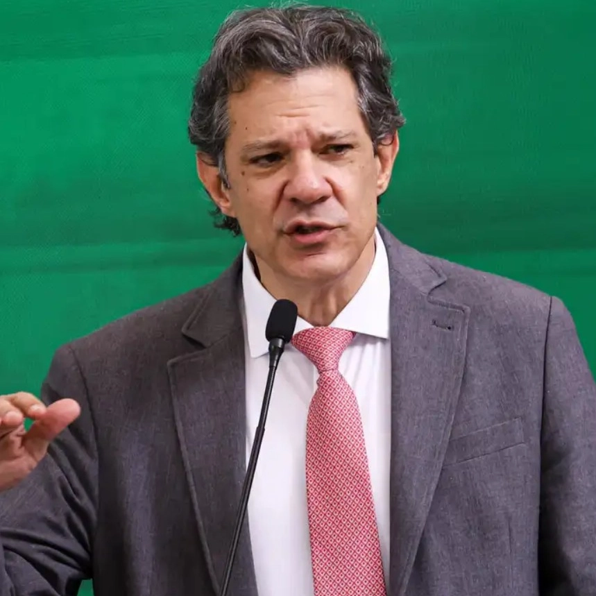 Fernando Haddad anuncia que pretende deixar governo em fevereiro