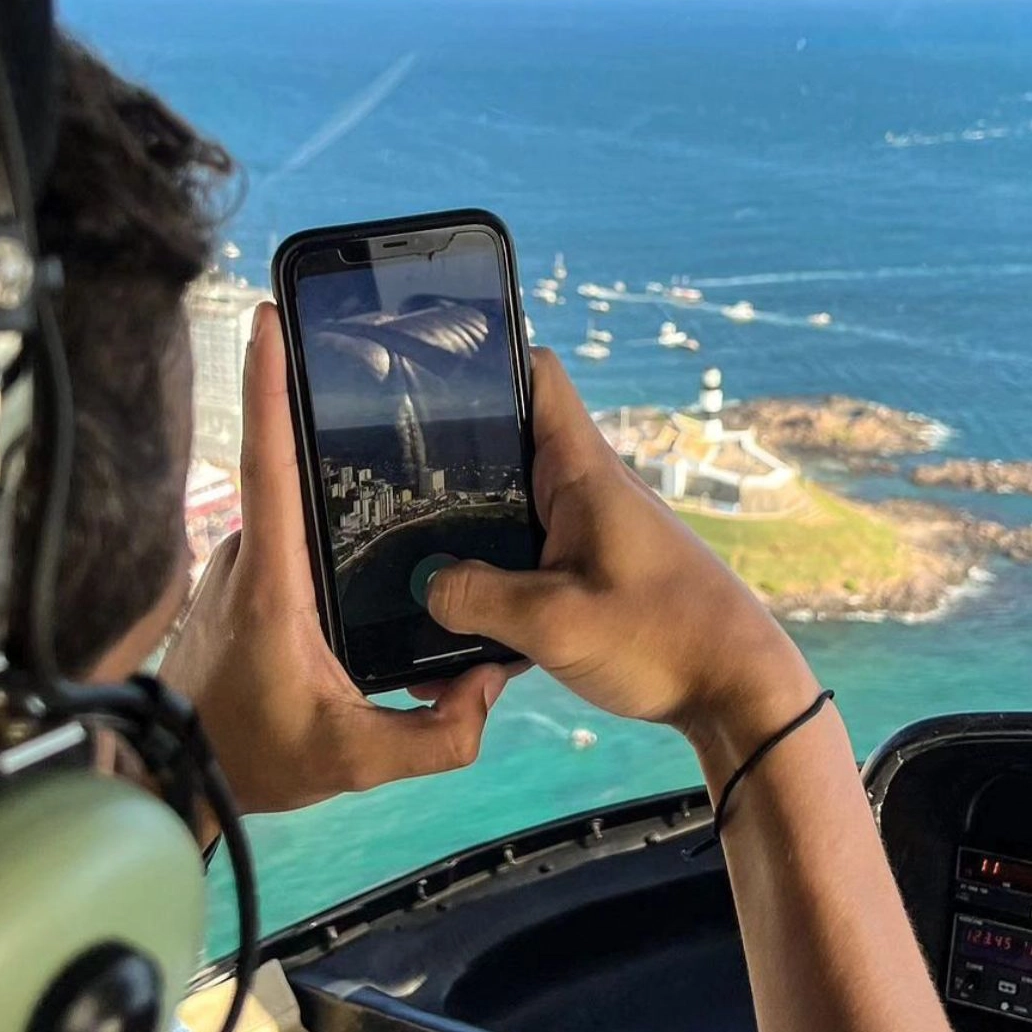 No ar: empresa baiana oferece experiência aérea no Carnaval de Salvador