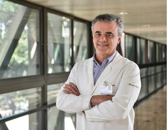 Henrique Salvador é nomeado Imortal na Academia Nacional de Medicina