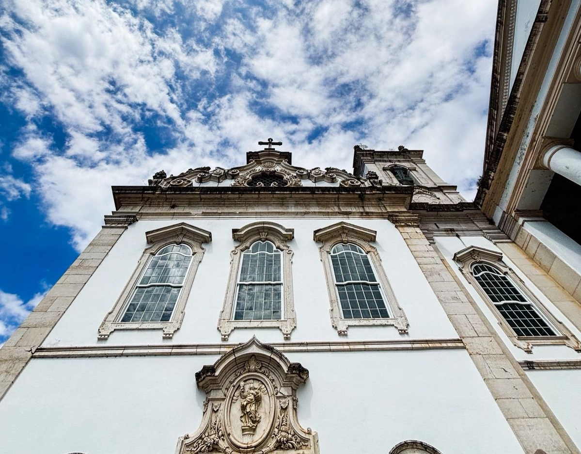 Devotos soteropolitanos participam da festa de Santa Luzia, protetora da visão
