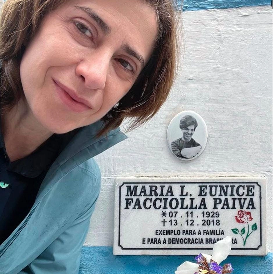 Fernanda Torres presta homenagem a Eunice Paiva: 'Exemplo para a família e para a democracia brasileira'