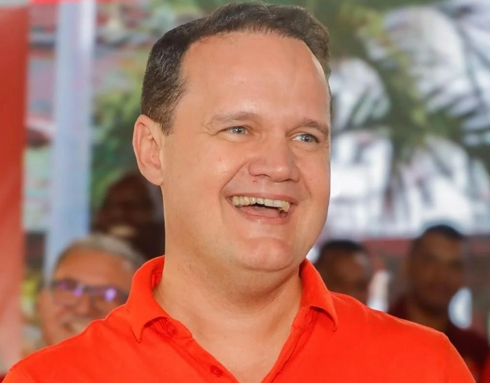 Silêncio Estratégico: Ex-prefeito de Amargosa pode assumir cargo em Brasília