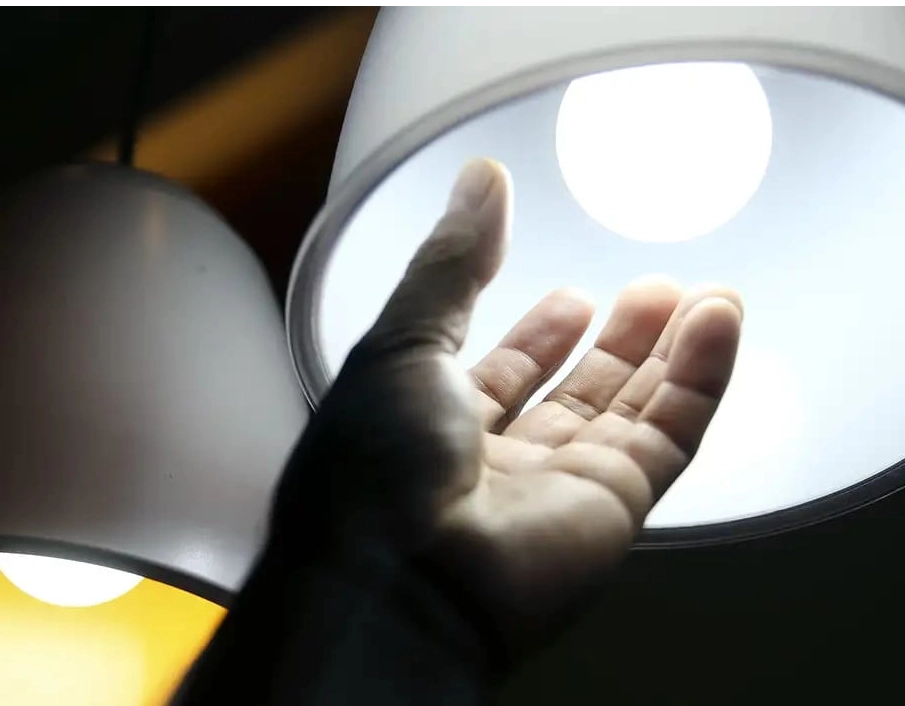 Contas de luz permanecem com bandeira tarifária vermelha em julho 