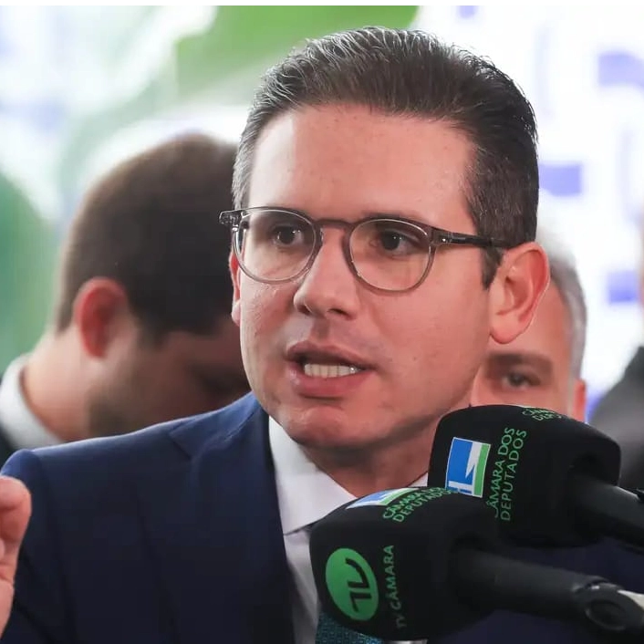Câmara envia pedidos de afastamento de 15 deputados ao Conselho de Ética