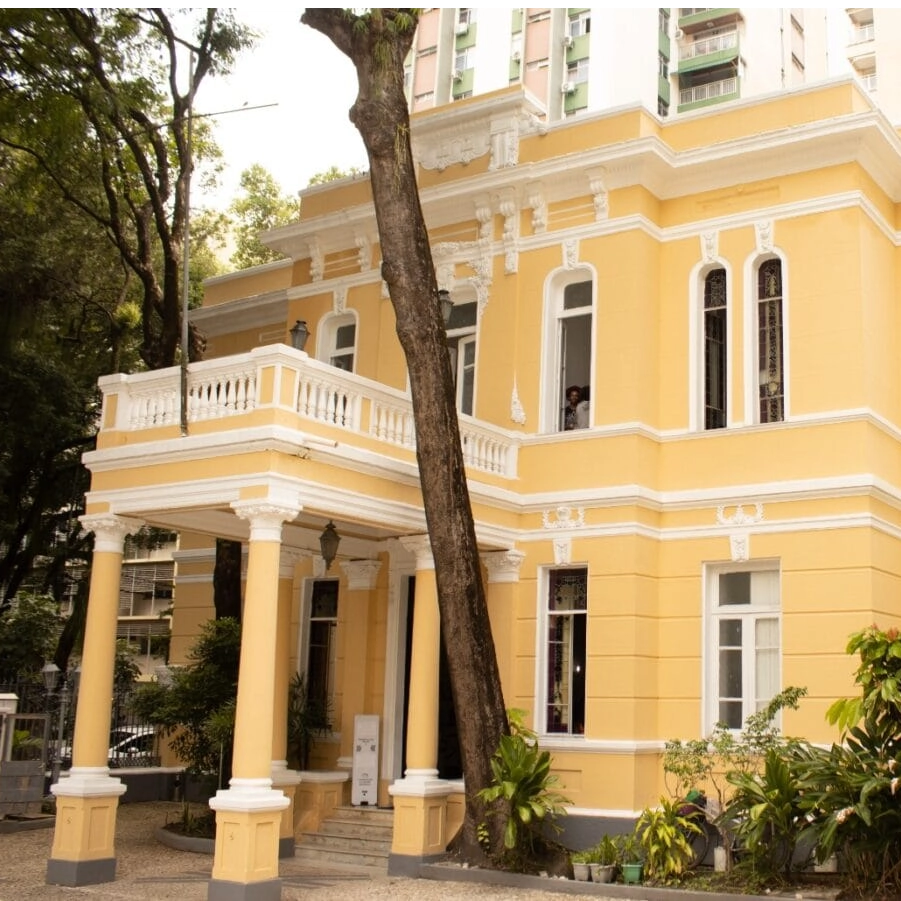 Funceb abre seleção com vagas de nível médio em Salvador