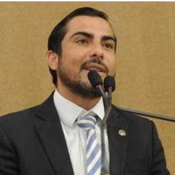 Marcell Moraes é preso por agressão a mulher em condomínio de luxo