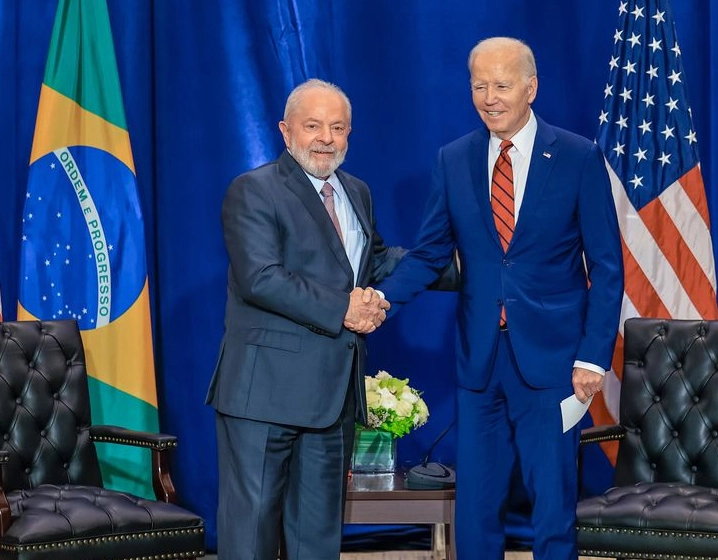 Biden e Lula discutem eleições e alívio de sanções à Venezuela e crise no Haiti