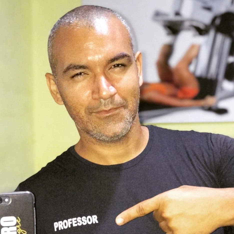 Personal trainer é morto a tiros dentro da própria academia em Lauro de Freitas; crime passional não é descartado