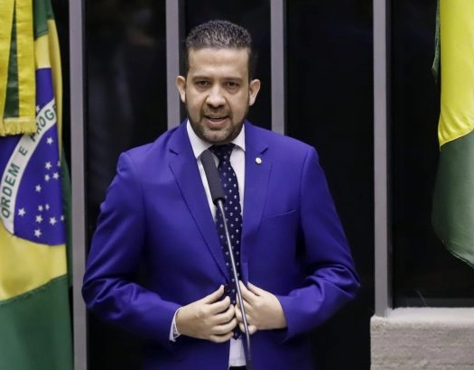 Rachadinha do Janones: após áudio vazado, deputado nega que pediu dinheiro de assessores