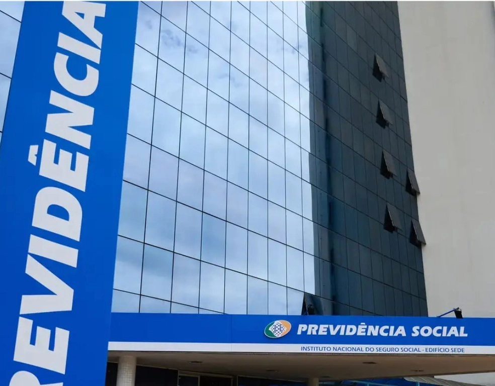 INSS começa a pagar primeira parcela do 13º para aposentados e pensionistas