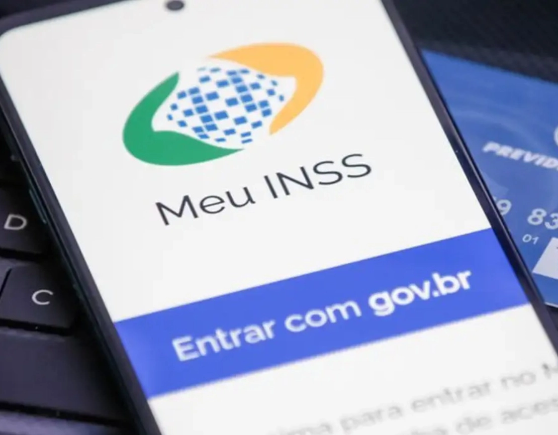 INSS já ressarciu mais de R$ 1 bilhão a aposentados por descontos indevidos
