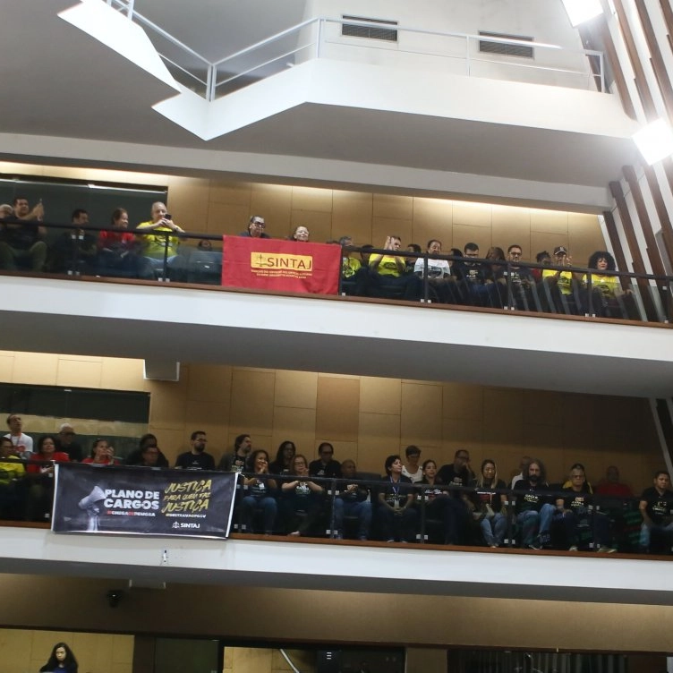 Assembleia Legislativa da Bahia repudia invasão do plenário