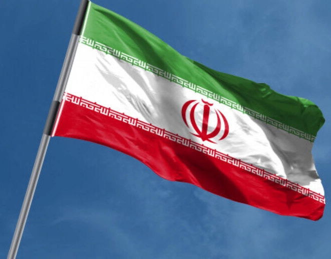 Comandante iraniano promete “resposta forte” a ataques dos EUA