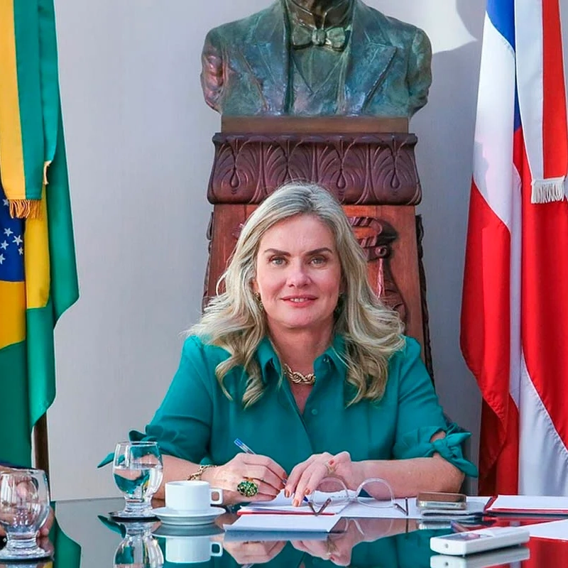 Ivana Bastos recebe alta hospitalar após cinco dias internada e agradece 'manifestações de afeto'