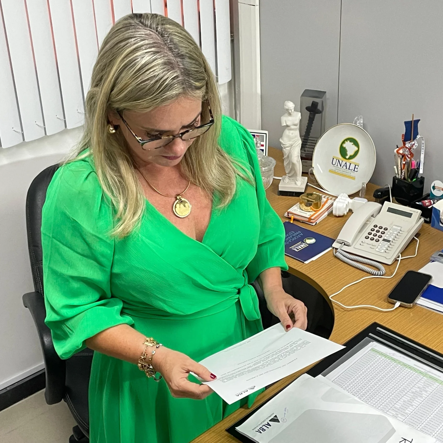 Ivana Bastos deixa comando da ALBA temporariamente; entenda