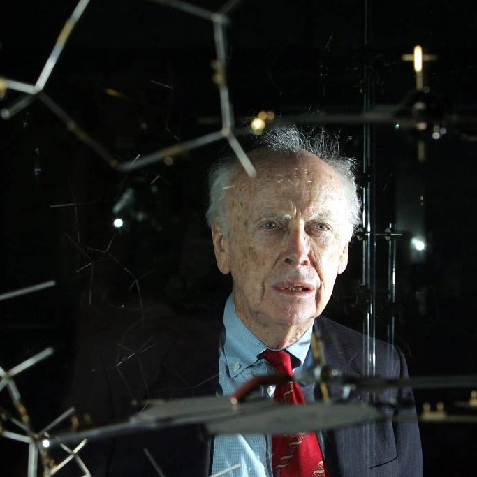 Morre James Watson, um dos descobridores da estrutura do DNA, aos 97 anos